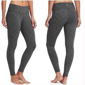 Athleta Revelation Tight in Heathered black/gray size small